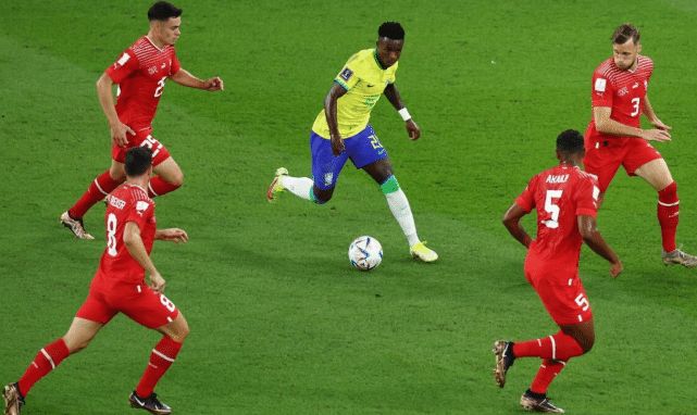 瑞士逆转韩国，马丁内利扛起全队的简单介绍