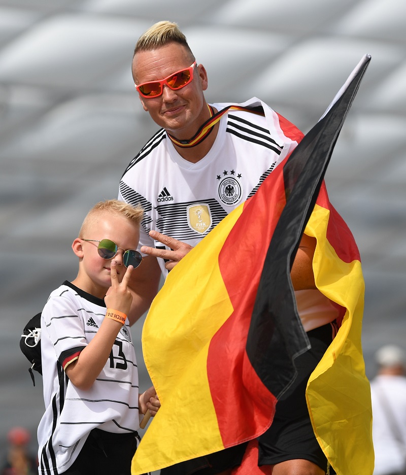 中国队轻取葡萄牙队,波尔带队取胜 中国队轻取葡萄牙队,波尔带队取胜