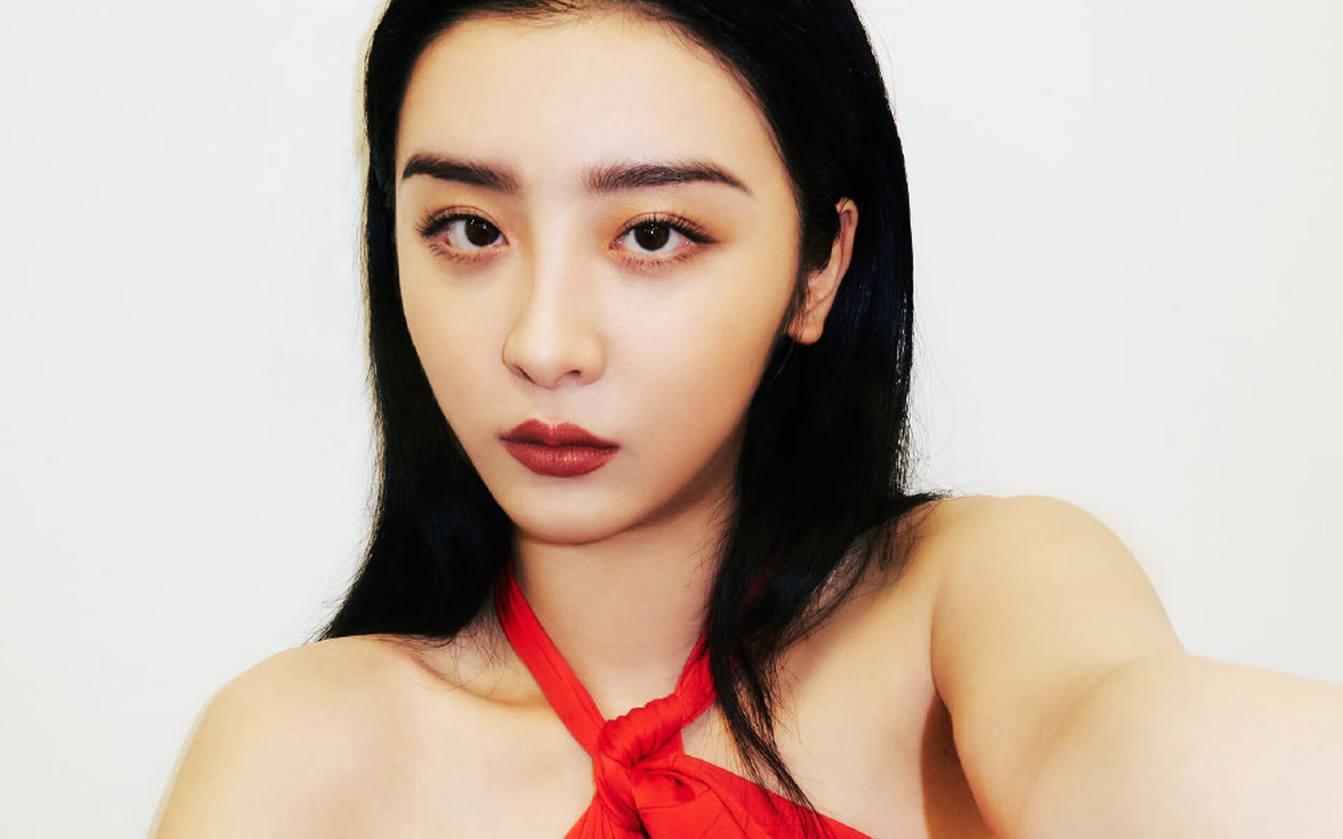 极限超车!周冠宇雨战神级发挥,索伯惊天逆转雷诺