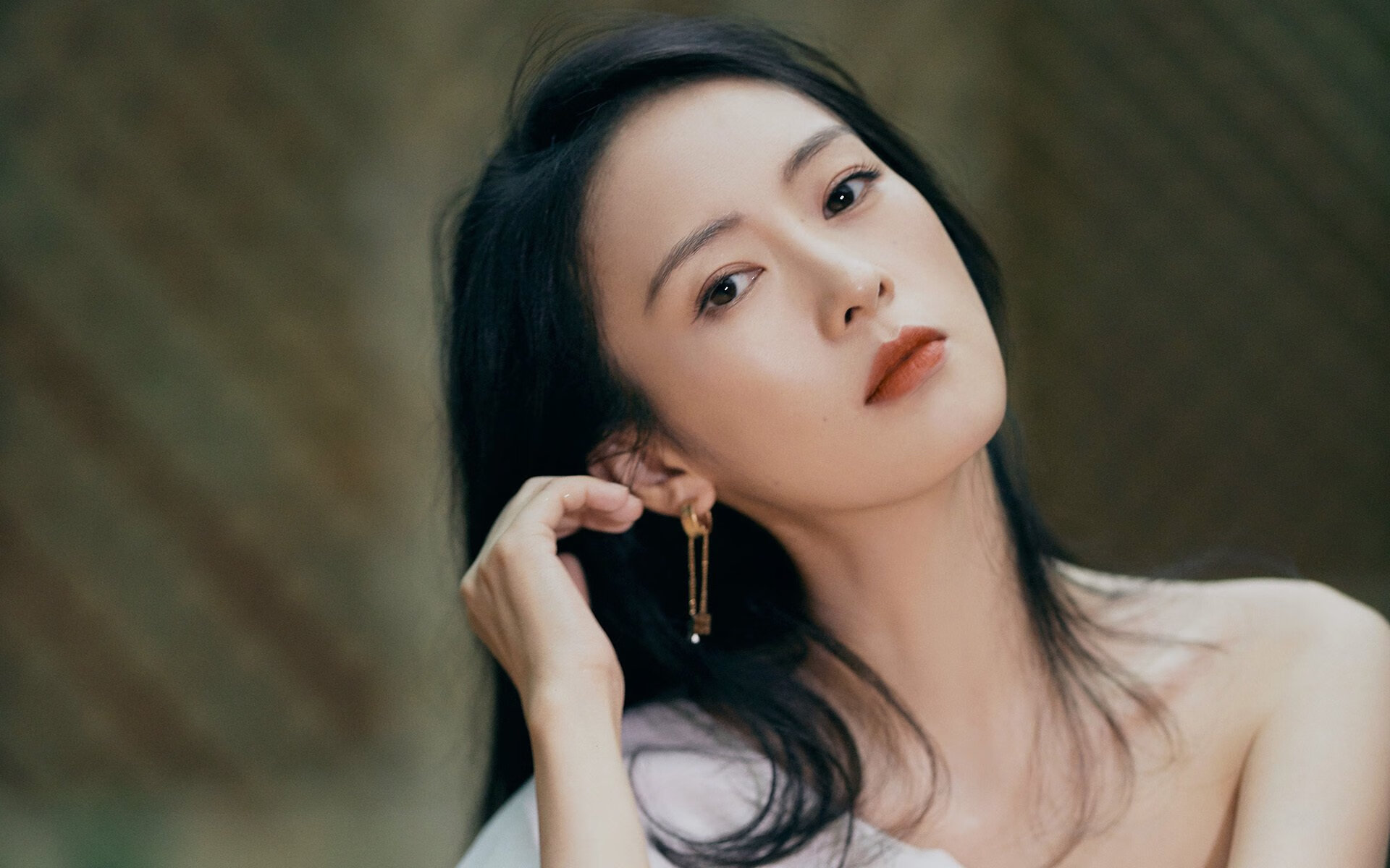 跨界风暴,塔图姆篮球绝杀北京队后,F1揭幕战再展王者之姿