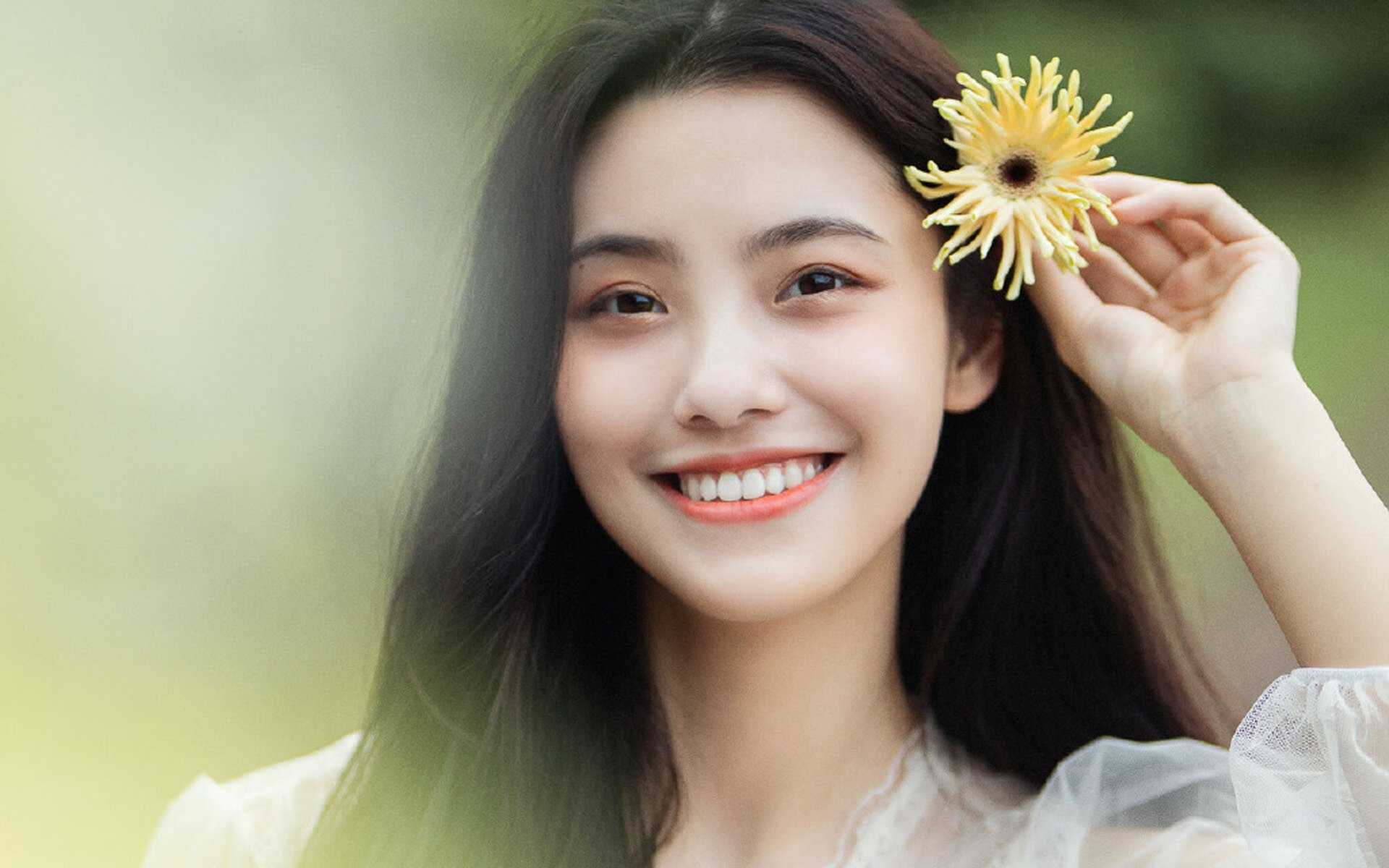 爱游戏官方入口-轮胎的咆哮与篮球的嘶吼，当F1引擎在CBA赛场轰鸣